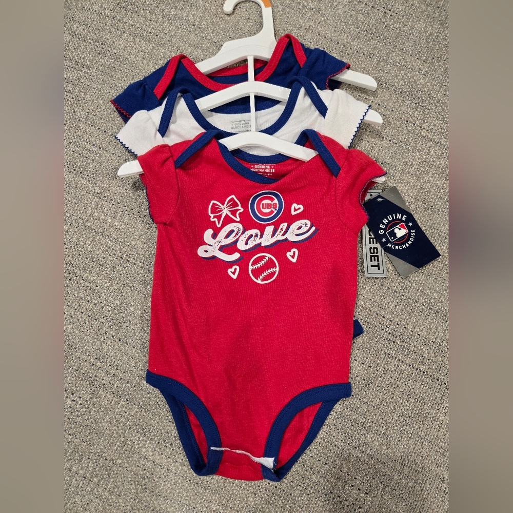 NWT Chicago Cubs Onesies ~ 12M